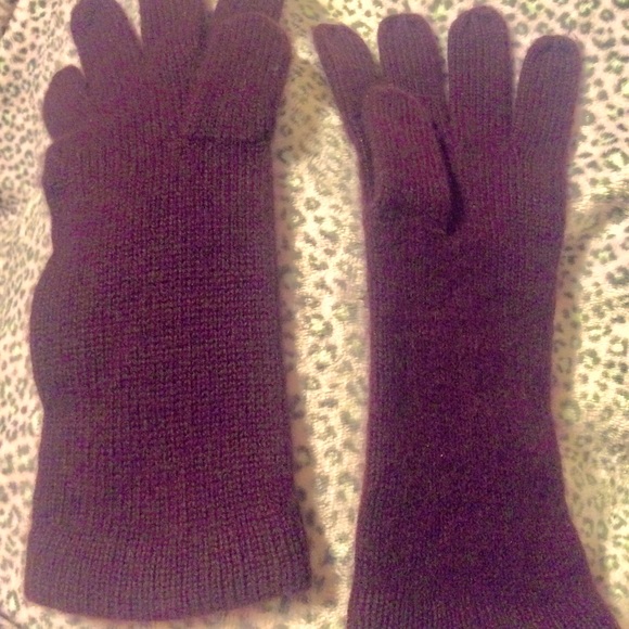 Vtg NWOT long gloves plum color M/L Very Soft stretchy No label - Picture 3 of 3